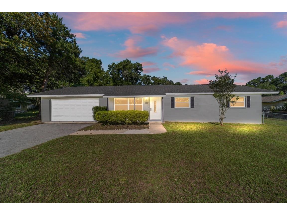 2317 NE 18th Avenue Ocala FL 34470 OM676439 image1