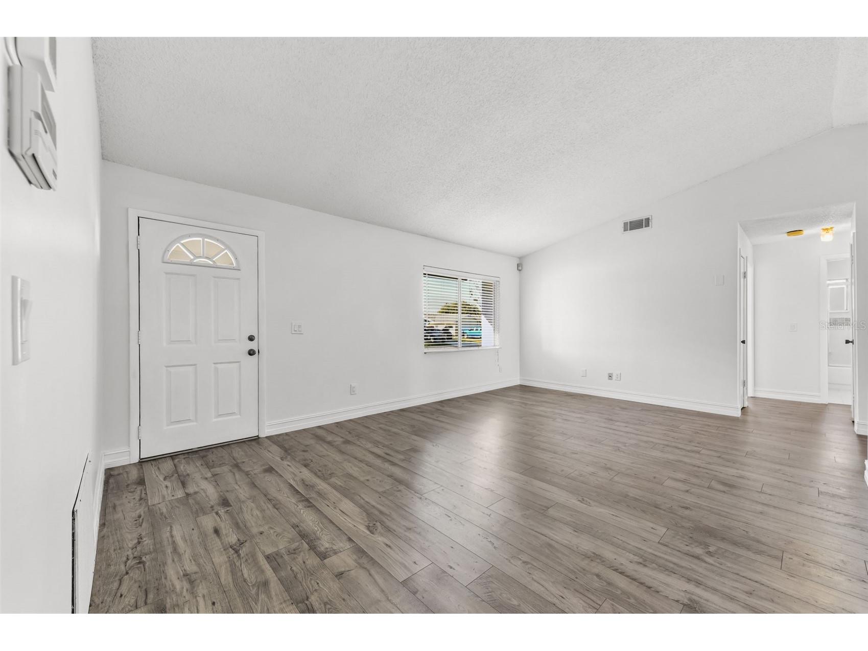 2317 Woodleaf Court Orlando FL 32837 O6375540 image5