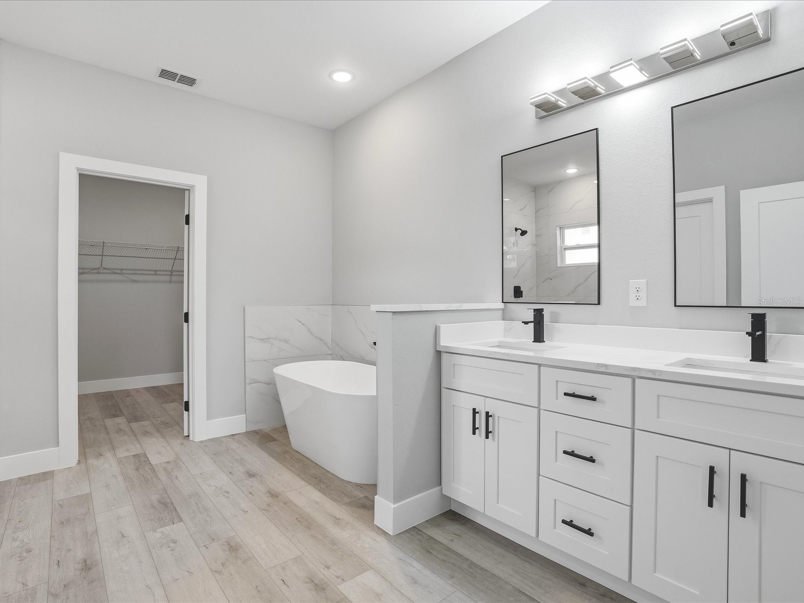 23173 Glen Avenue Punta Gorda FL 33980 C7526026 image17