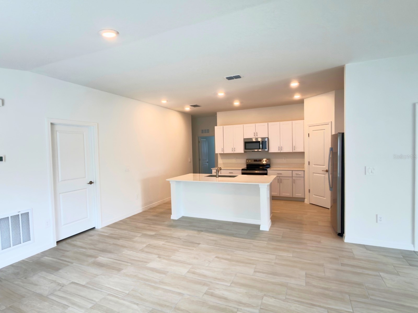 2318 Allium Roseum Lane Plant City FL 33565 TB8480143 image8