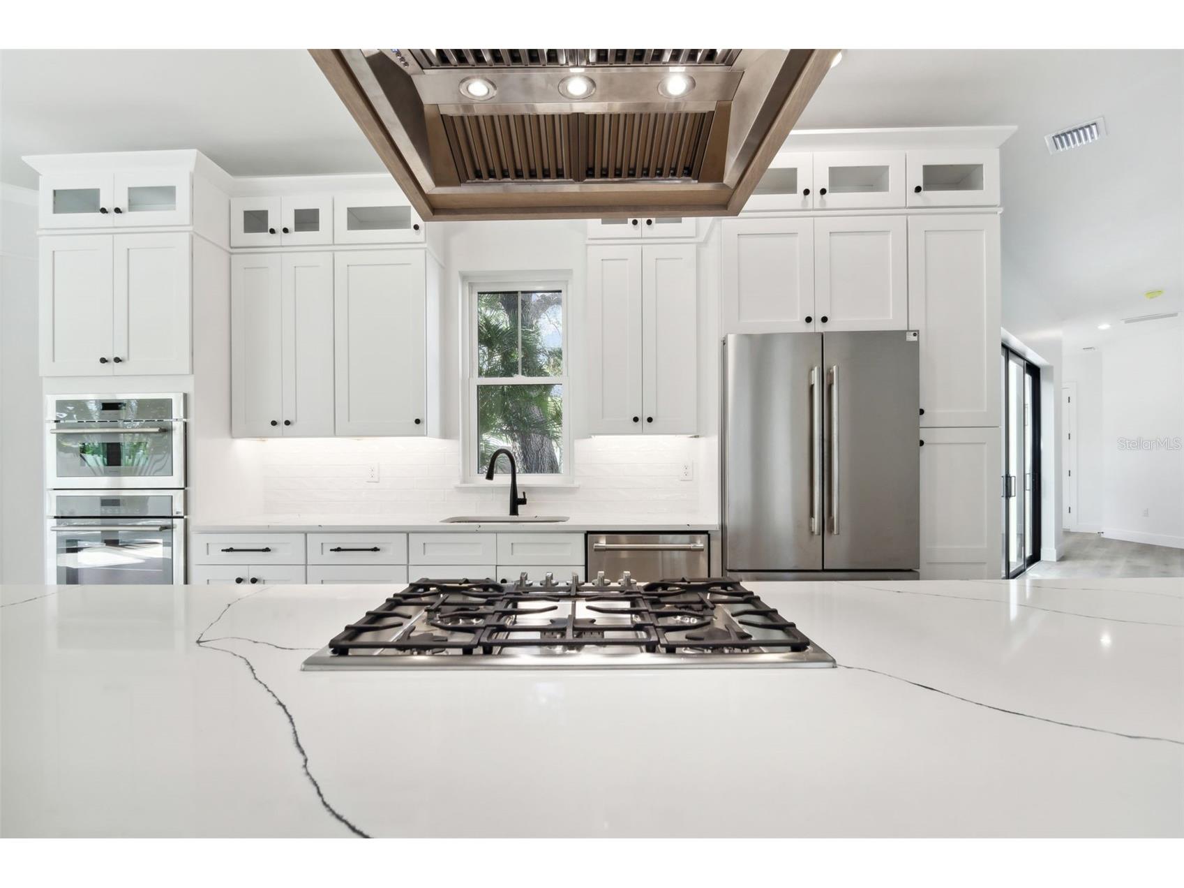 2318 Bay Street Sarasota FL 34237 A4626591 image10