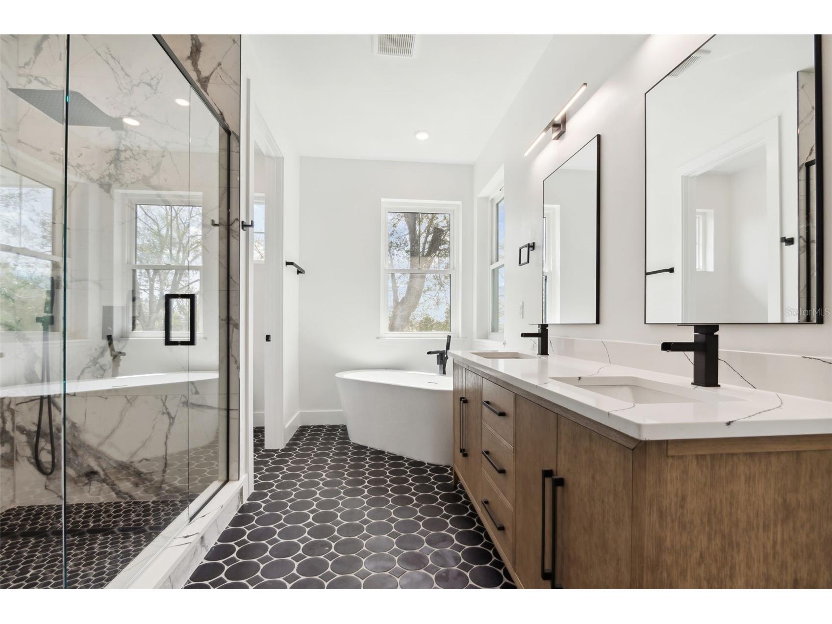 2318 Bay Street Sarasota FL 34237 A4626591 image22