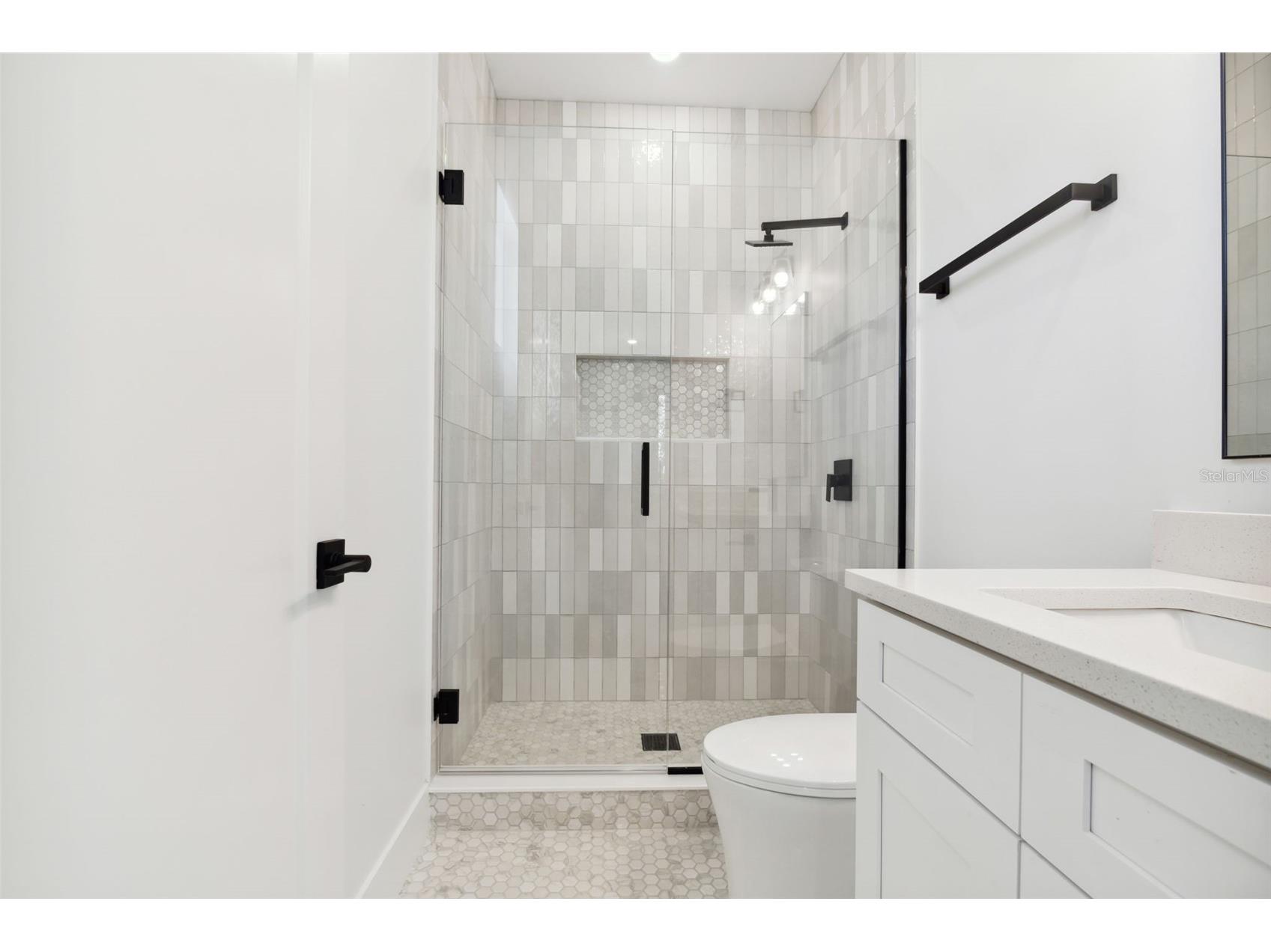 2318 Bay Street Sarasota FL 34237 A4626591 image28