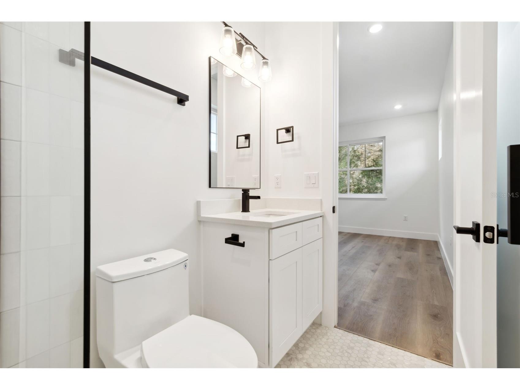 2318 Bay Street Sarasota FL 34237 A4626591 image29