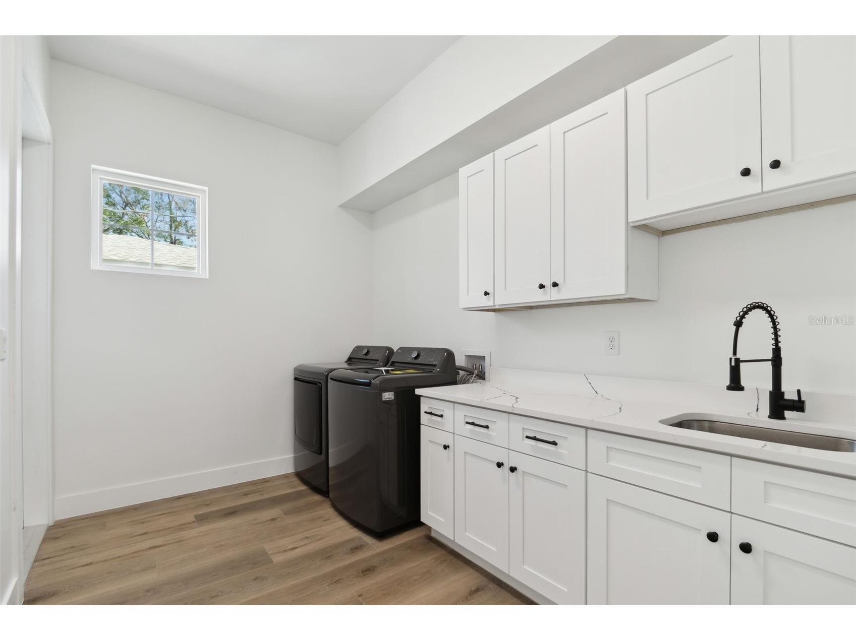 2318 Bay Street Sarasota FL 34237 A4626591 image33