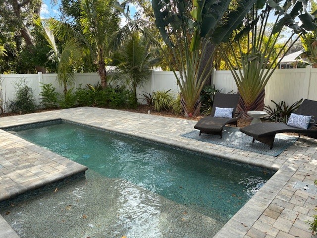 2318 Bay Street Sarasota FL 34237 A4626591 image36