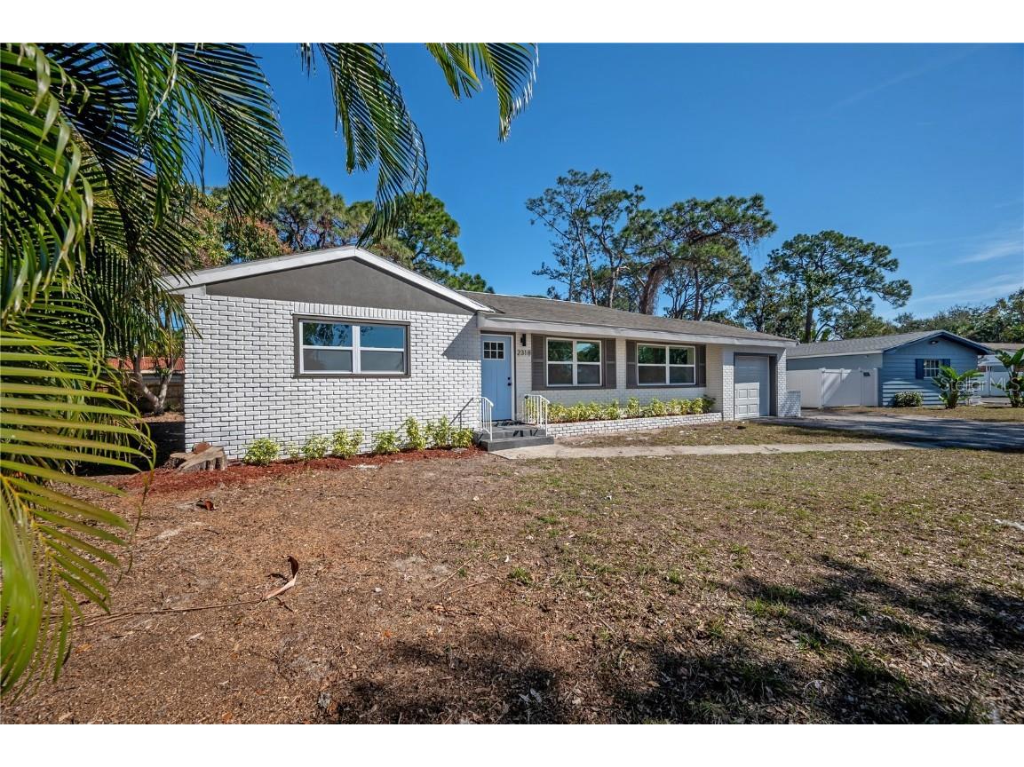 2318 Granada Circle W Saint Petersburg FL 33712 TB8342062 image1