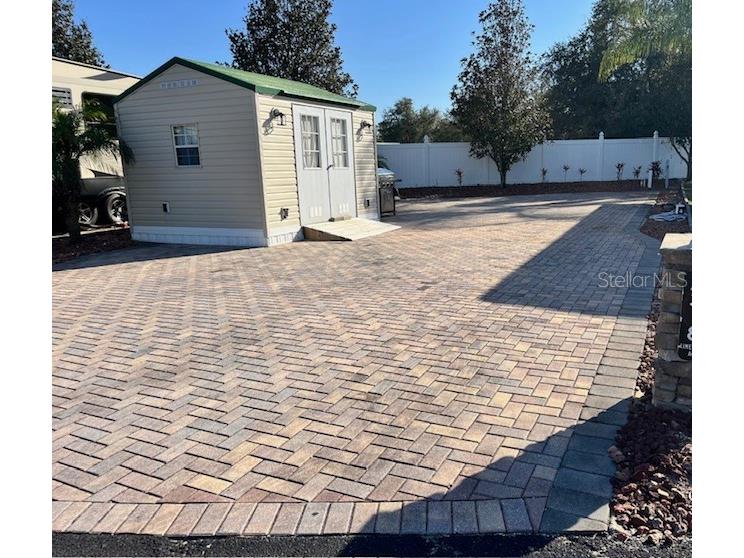 2318 Limewood Avenue Clermont FL 34714 L4942813 image1