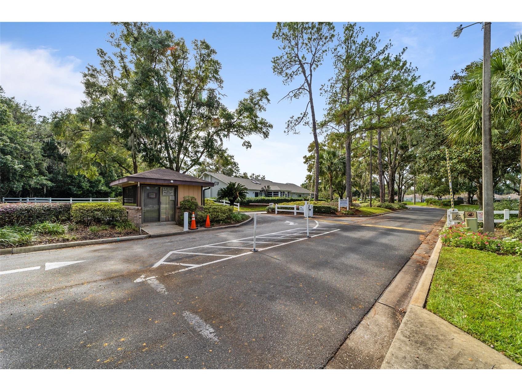 2318 SE 19th Circle Ocala FL 34471 OM722778 image51