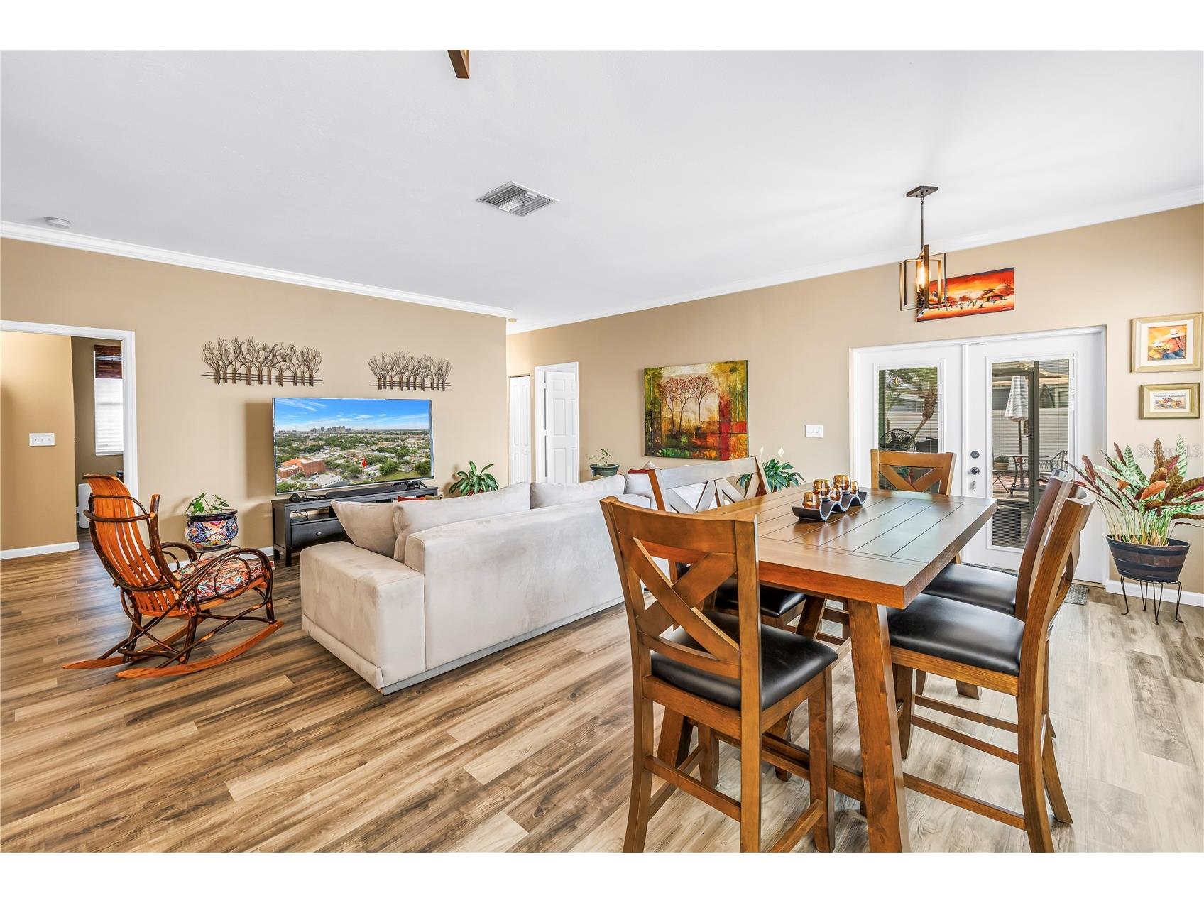 2318 W Cherry Street Tampa FL 33607 TB8517149 image10