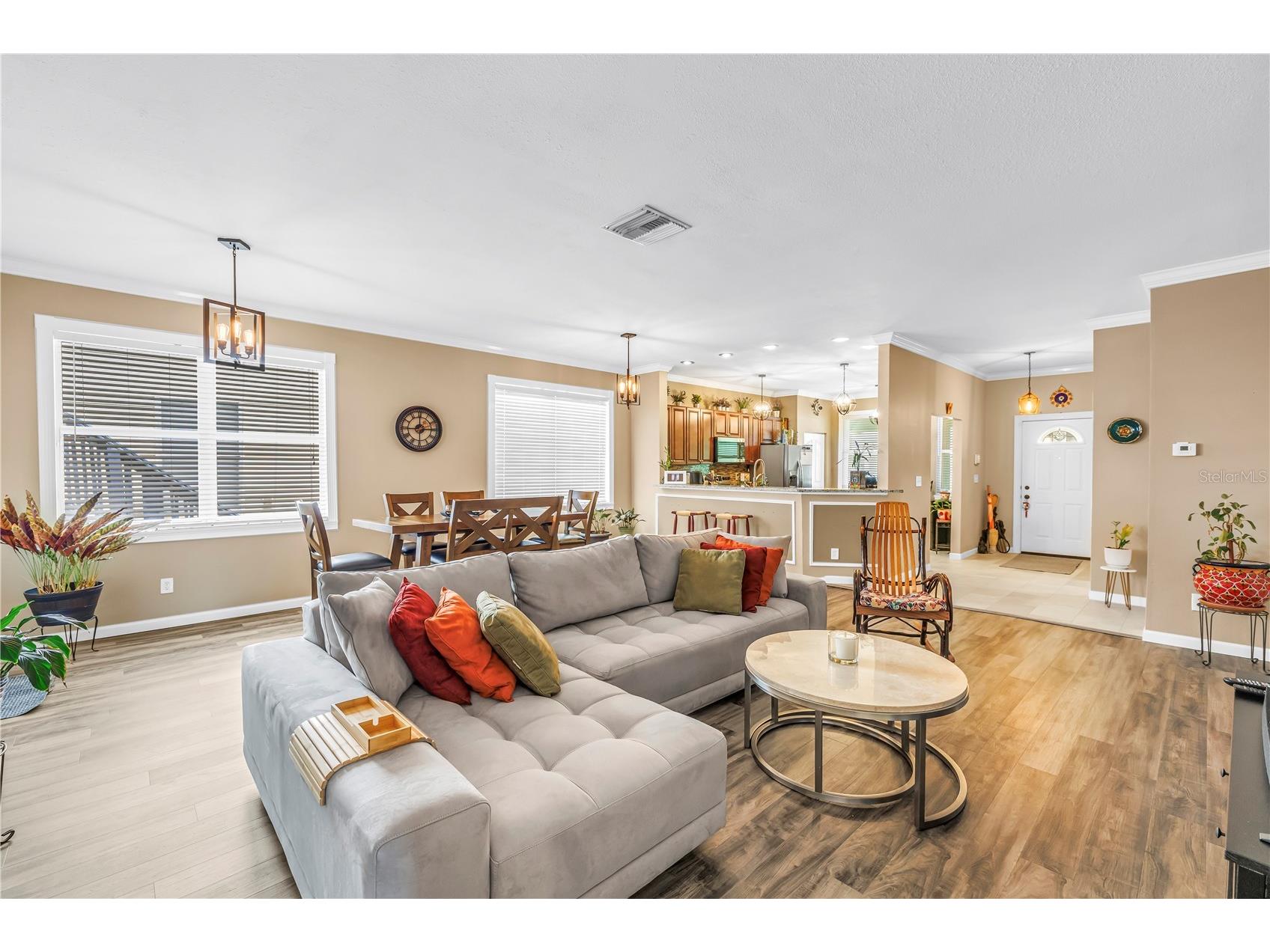 2318 W Cherry Street Tampa FL 33607 TB8517149 image14