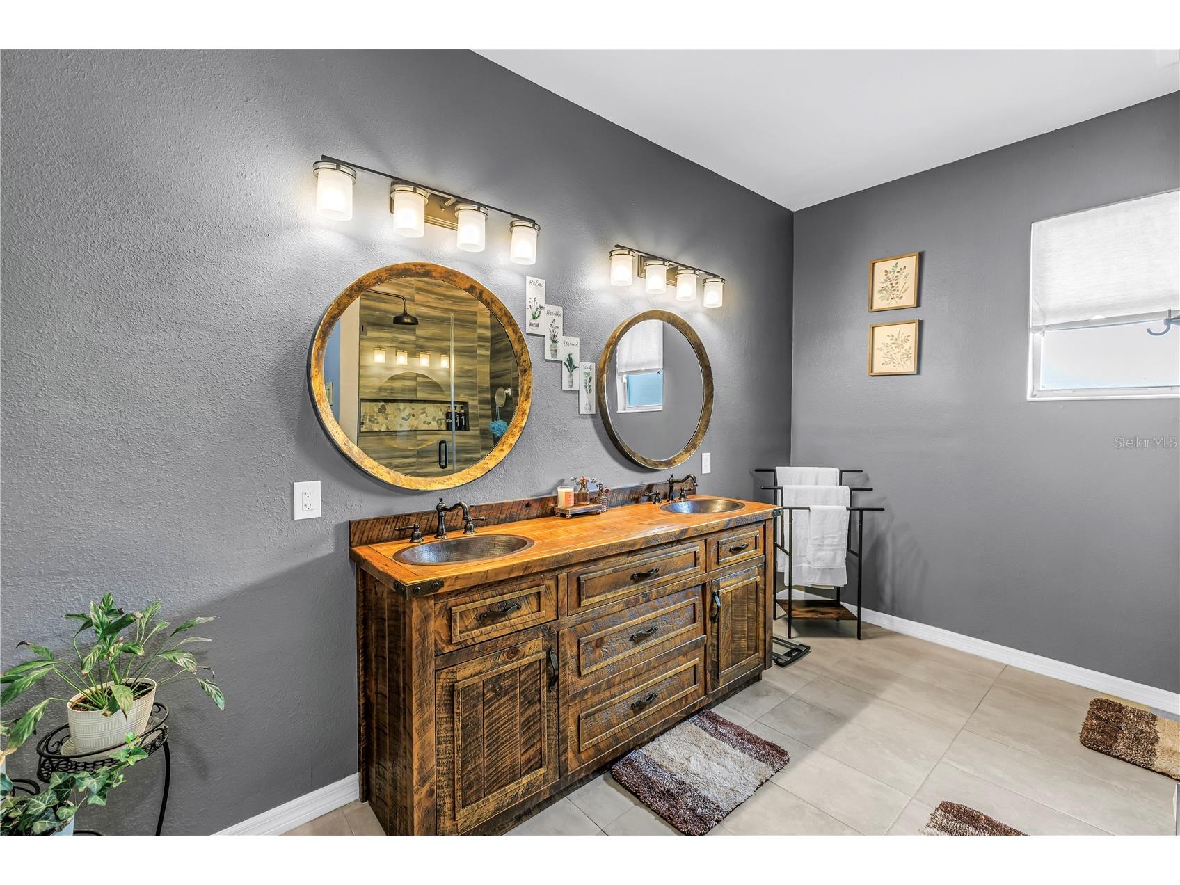 2318 W Cherry Street Tampa FL 33607 TB8517149 image19