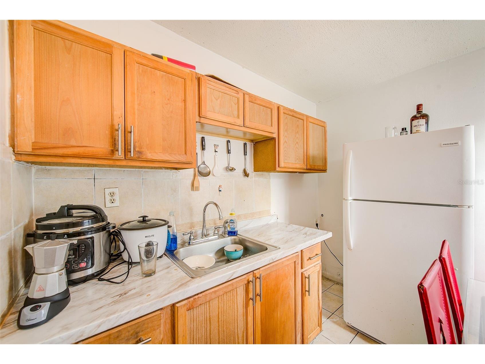 2318 W Powhatan Avenue Tampa FL 33603 TB8524344 image17