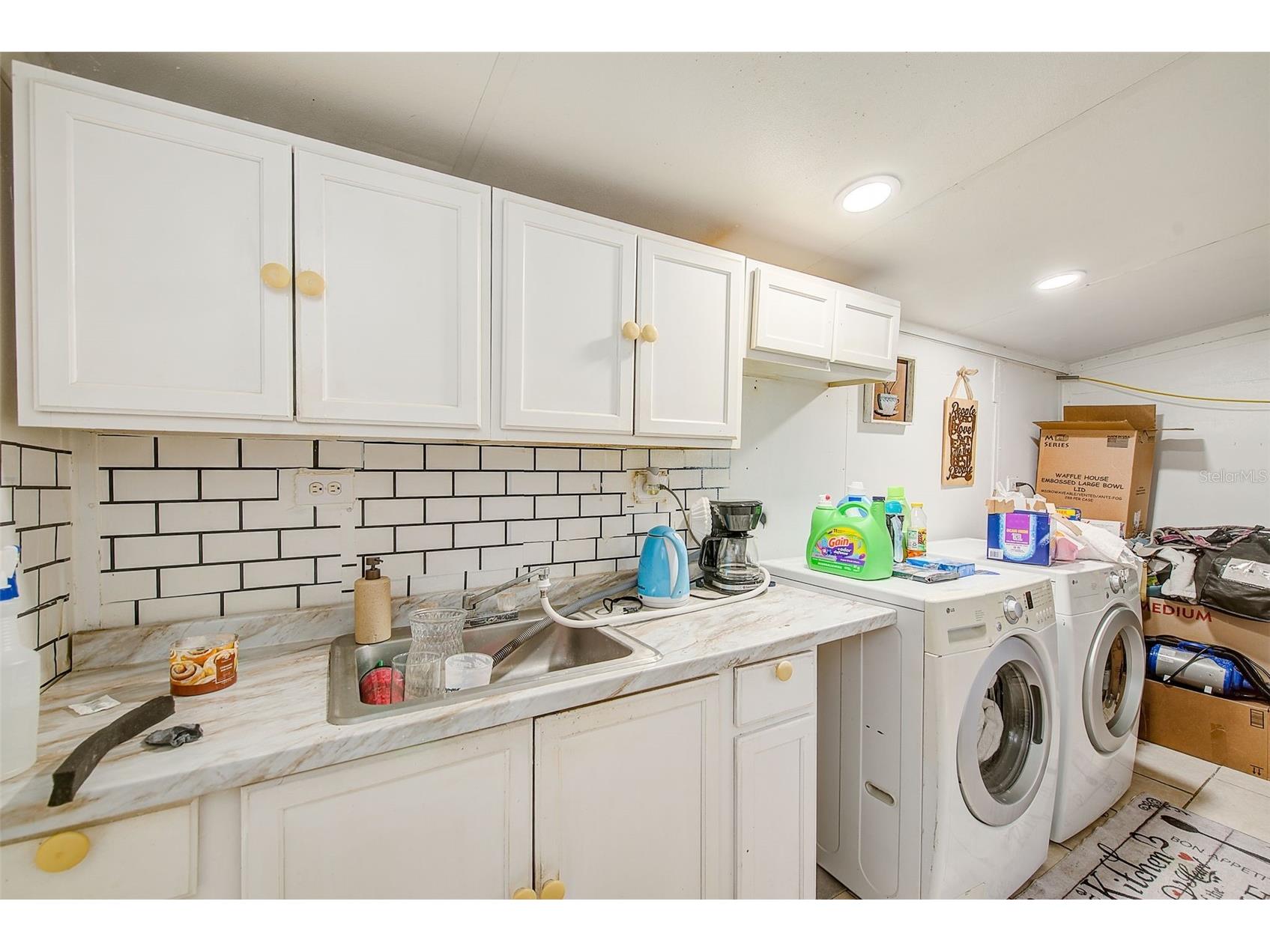 2318 W Powhatan Avenue Tampa FL 33603 TB8524344 image27