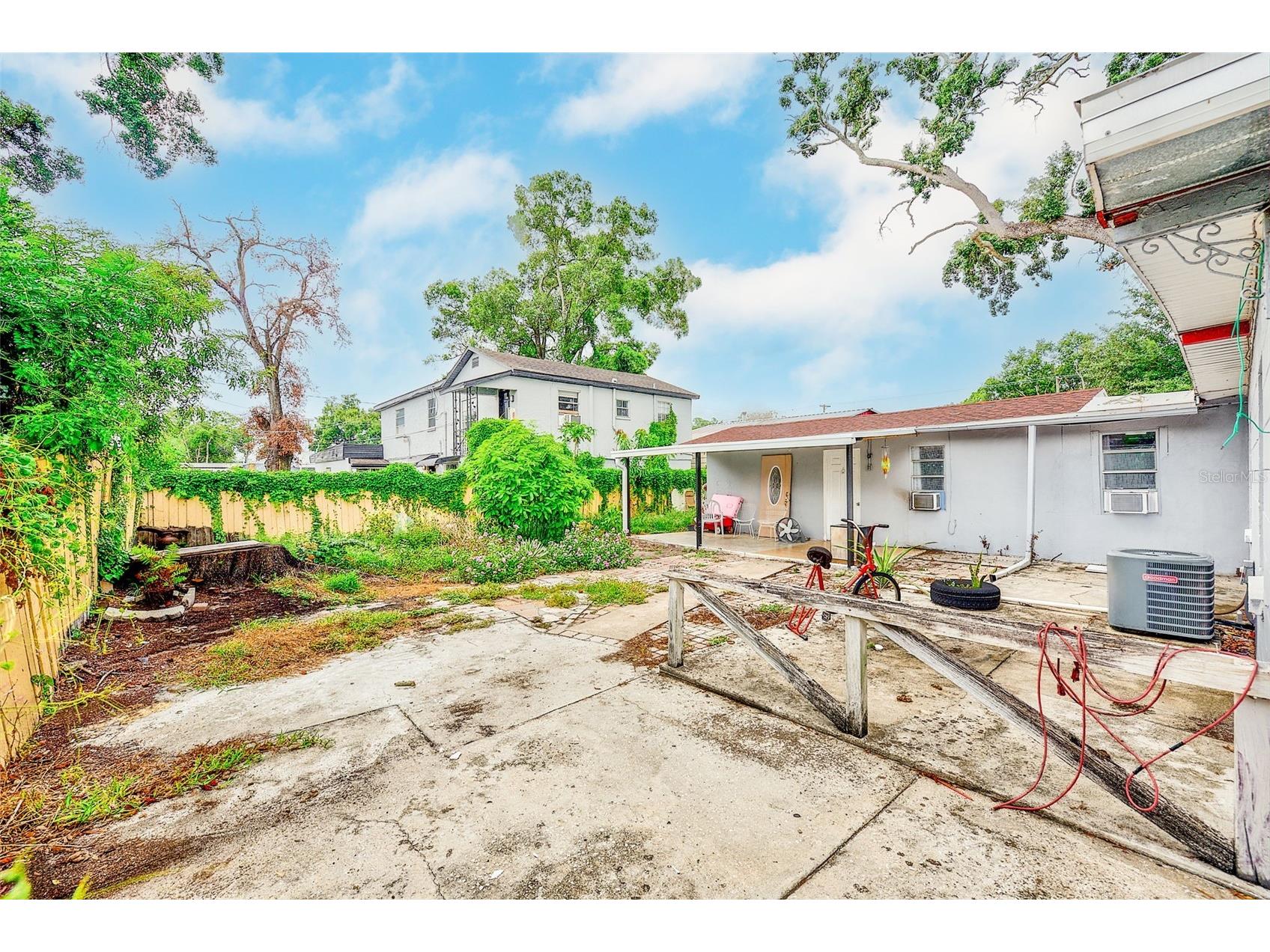 2318 W Powhatan Avenue Tampa FL 33603 TB8524344 image40