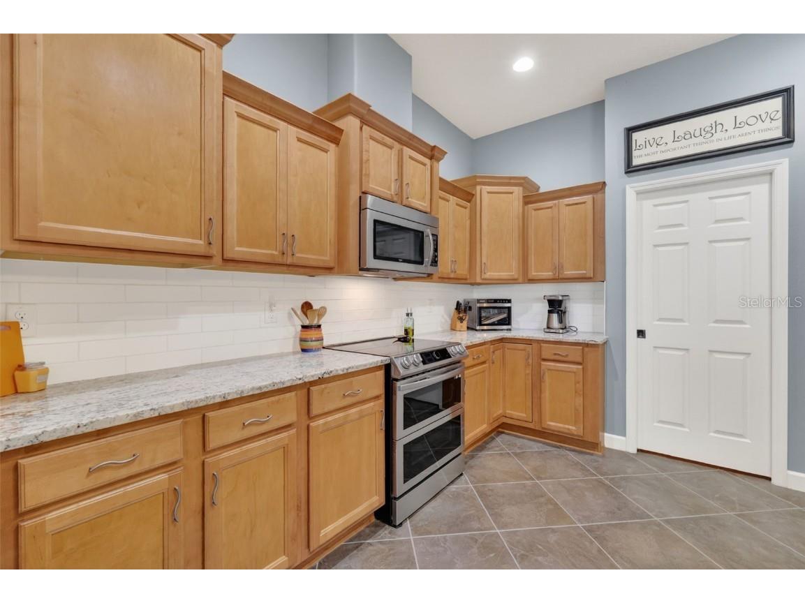 2318 Wakefield Way Mount Dora FL 32757 - LAKES OF MOUNT DORA G5105072 image14