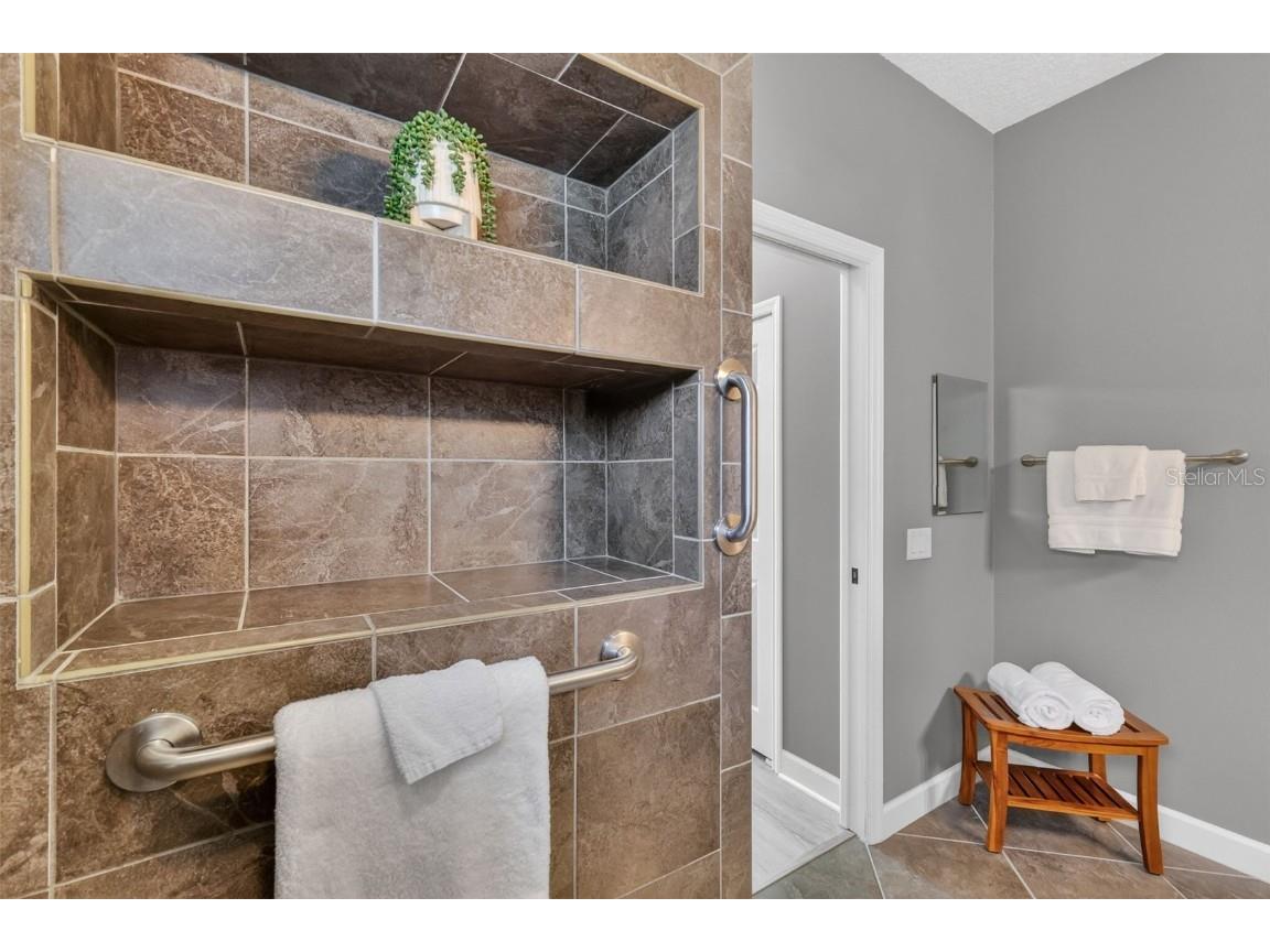 2318 Wakefield Way Mount Dora FL 32757 - LAKES OF MOUNT DORA G5105072 image21