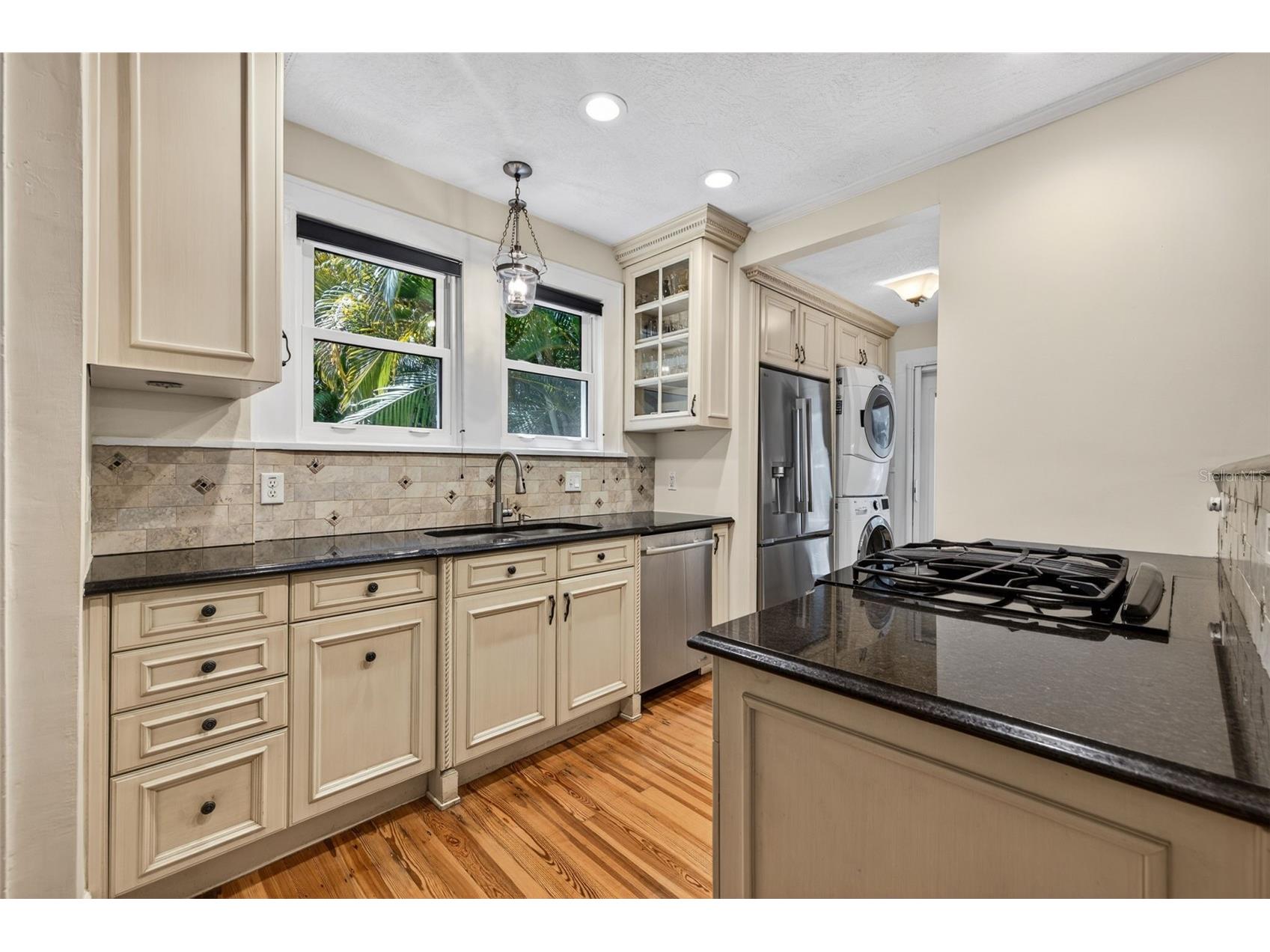 2318 Woodlawn Circle E Saint Petersburg FL 33704 TB8496168 image13