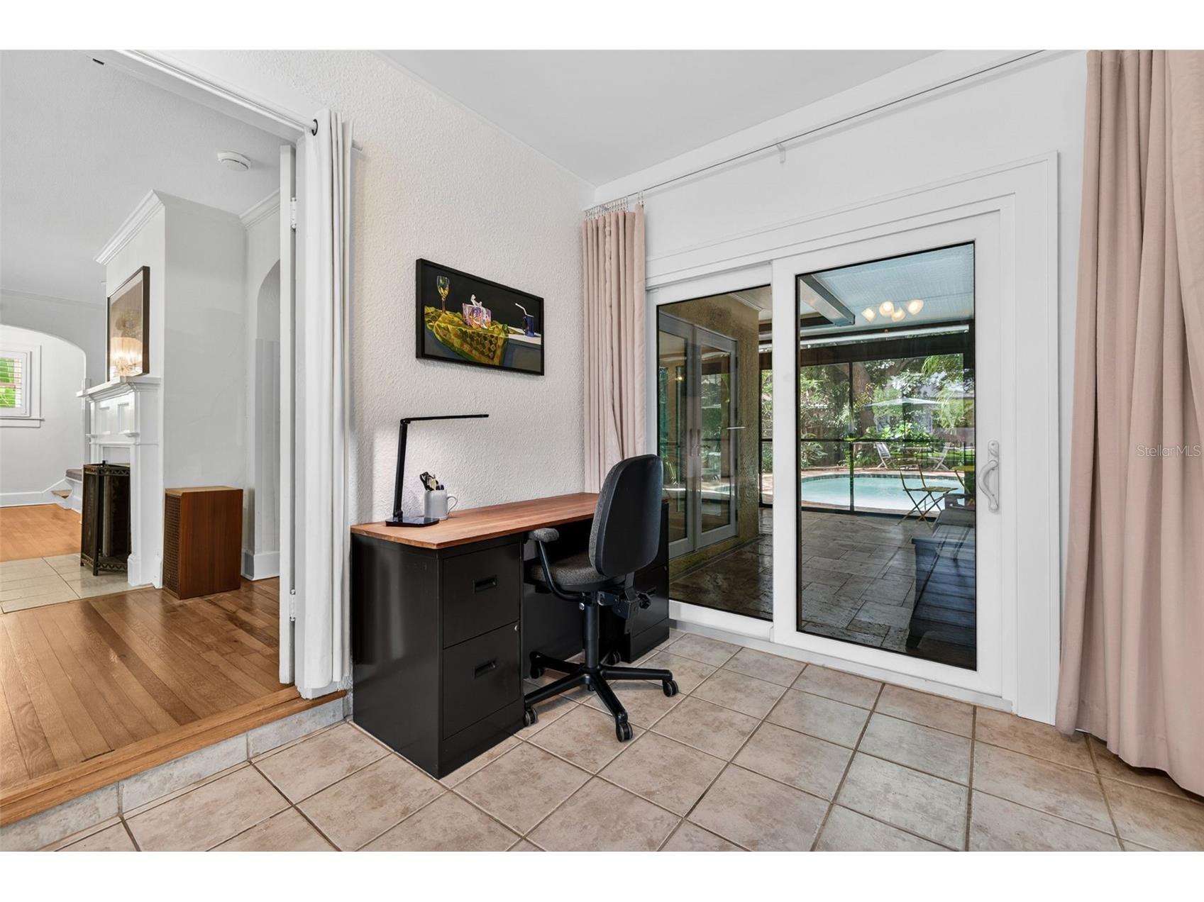 2318 Woodlawn Circle E Saint Petersburg FL 33704 TB8496168 image24