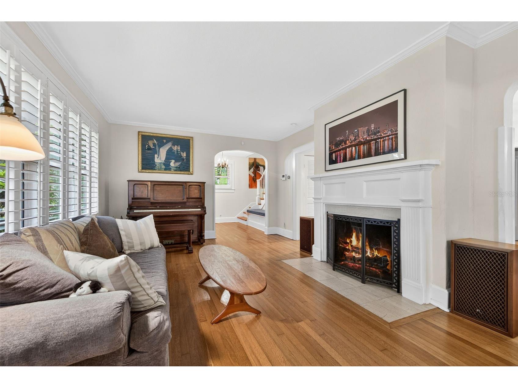 2318 Woodlawn Circle E Saint Petersburg FL 33704 TB8496168 image3
