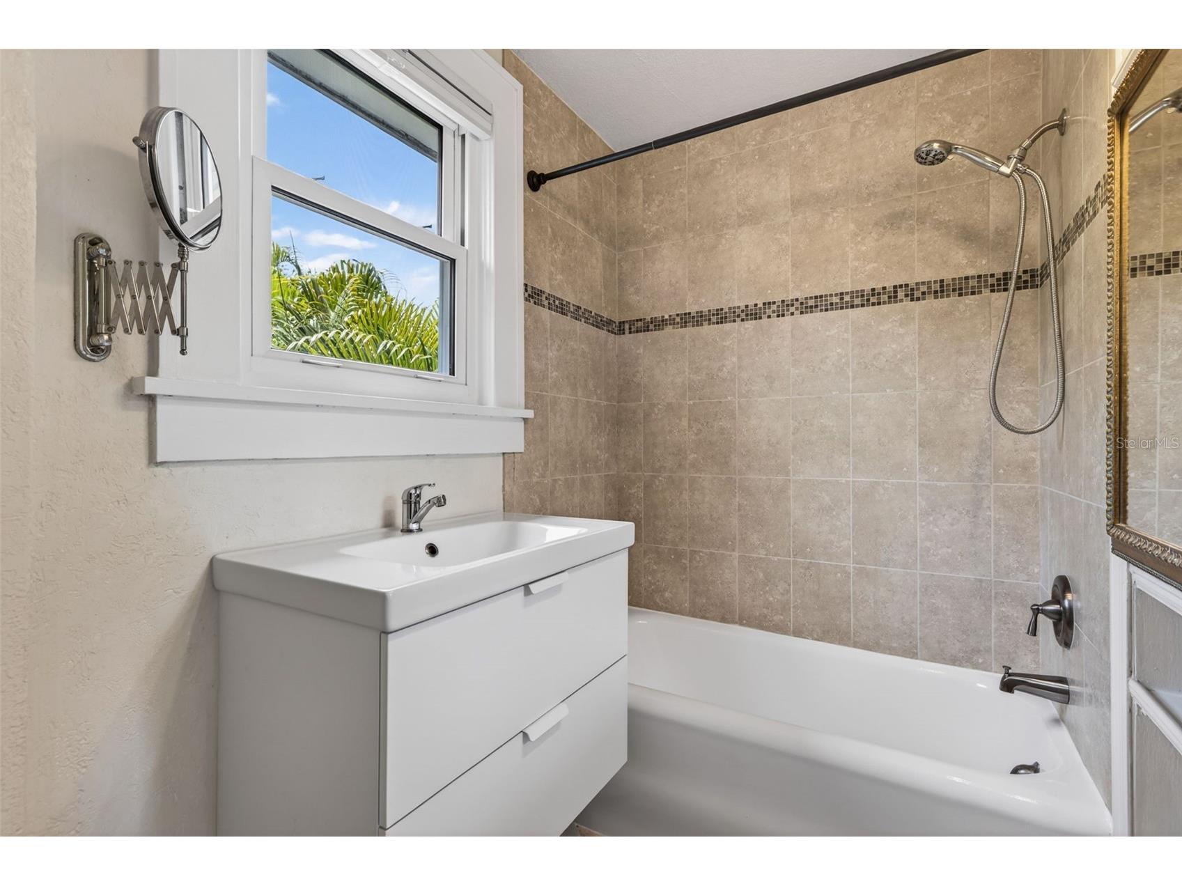 2318 Woodlawn Circle E Saint Petersburg FL 33704 TB8496168 image30