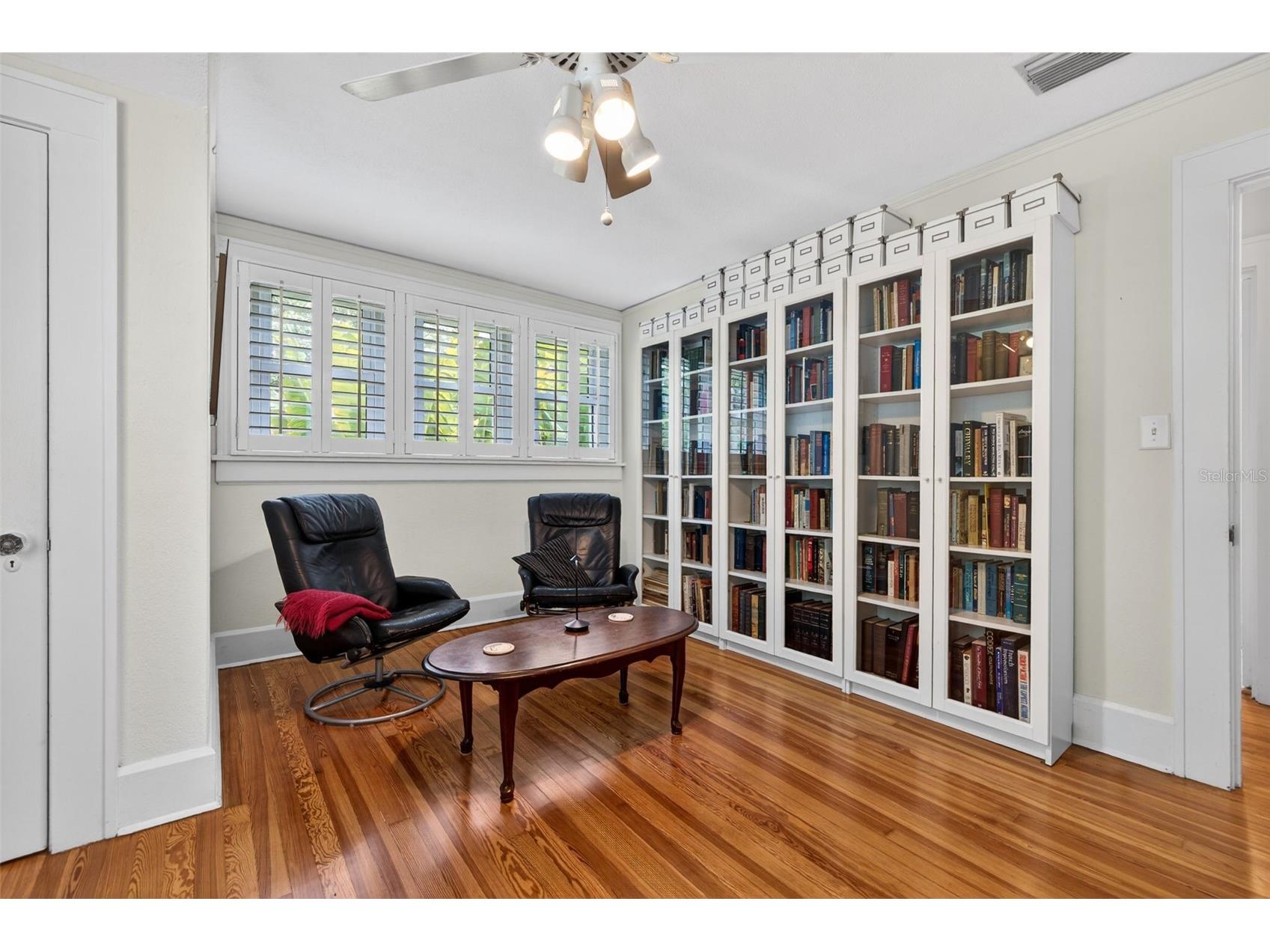 2318 Woodlawn Circle E Saint Petersburg FL 33704 TB8496168 image32