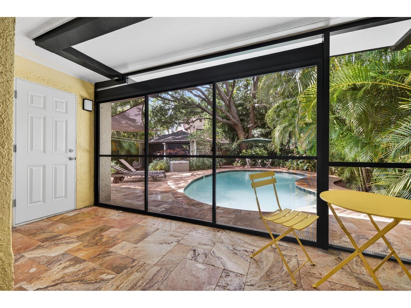 2318 Woodlawn Circle E Saint Petersburg FL 33704 TB8496168 image40