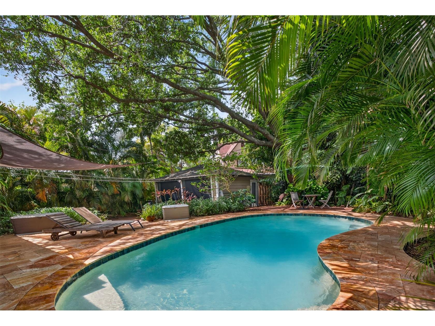 2318 Woodlawn Circle E Saint Petersburg FL 33704 TB8496168 image43