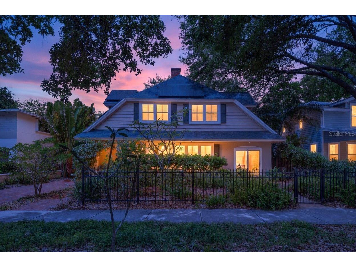 2318 Woodlawn Circle E Saint Petersburg FL 33704 TB8496168 image5