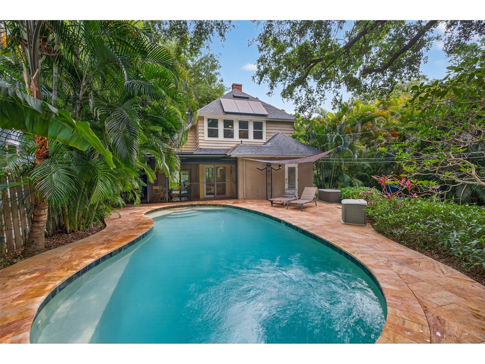 2318 Woodlawn Circle E Saint Petersburg FL 33704 TB8496168 image50