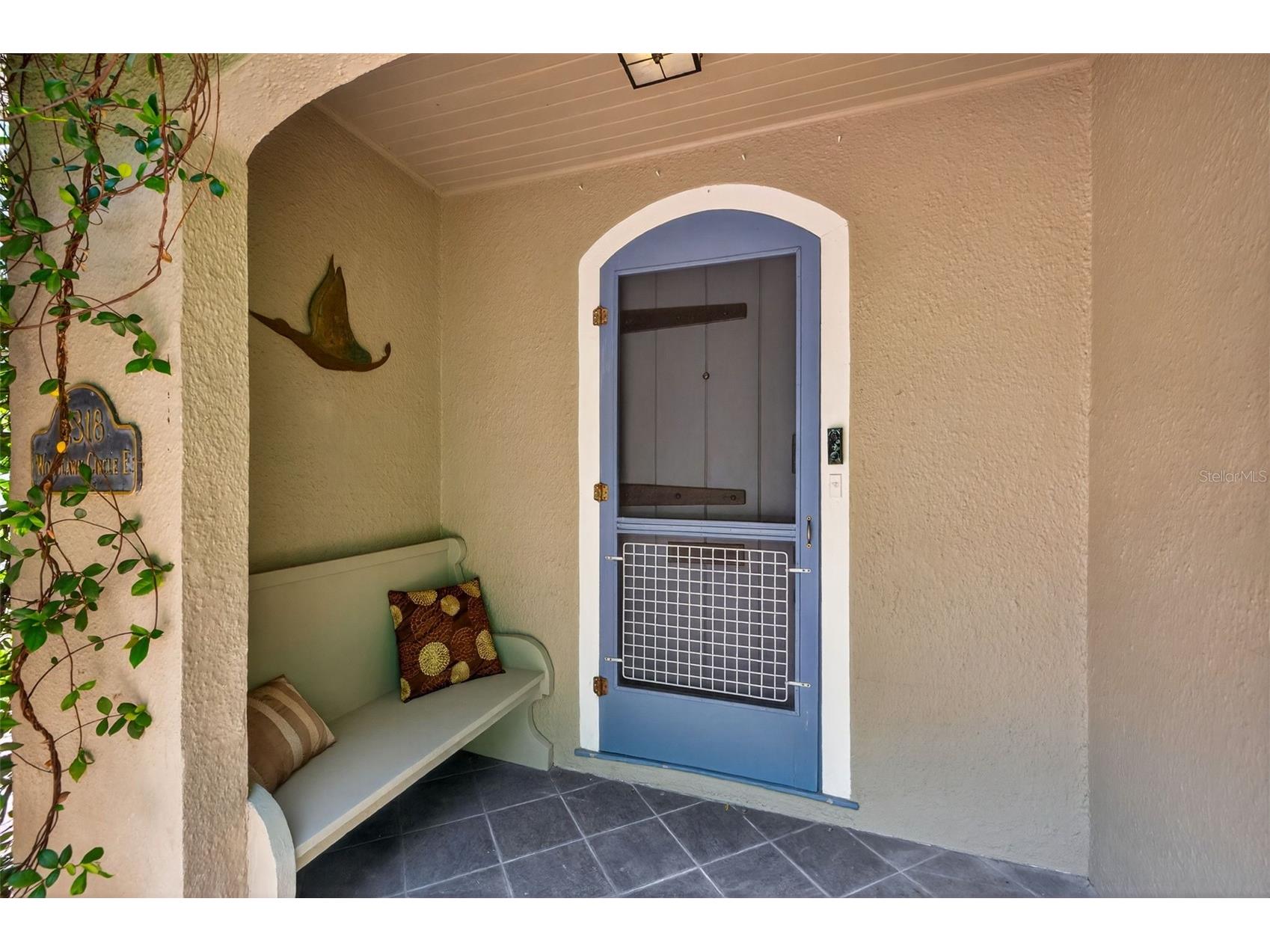 2318 Woodlawn Circle E Saint Petersburg FL 33704 TB8496168 image6