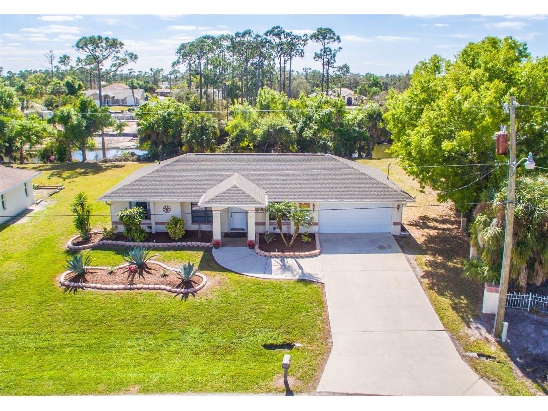 23185 Delavan Avenue Port Charlotte FL 33954 - DELAVAN WATERWAY/LAKE DELAVAN C7487545 image1