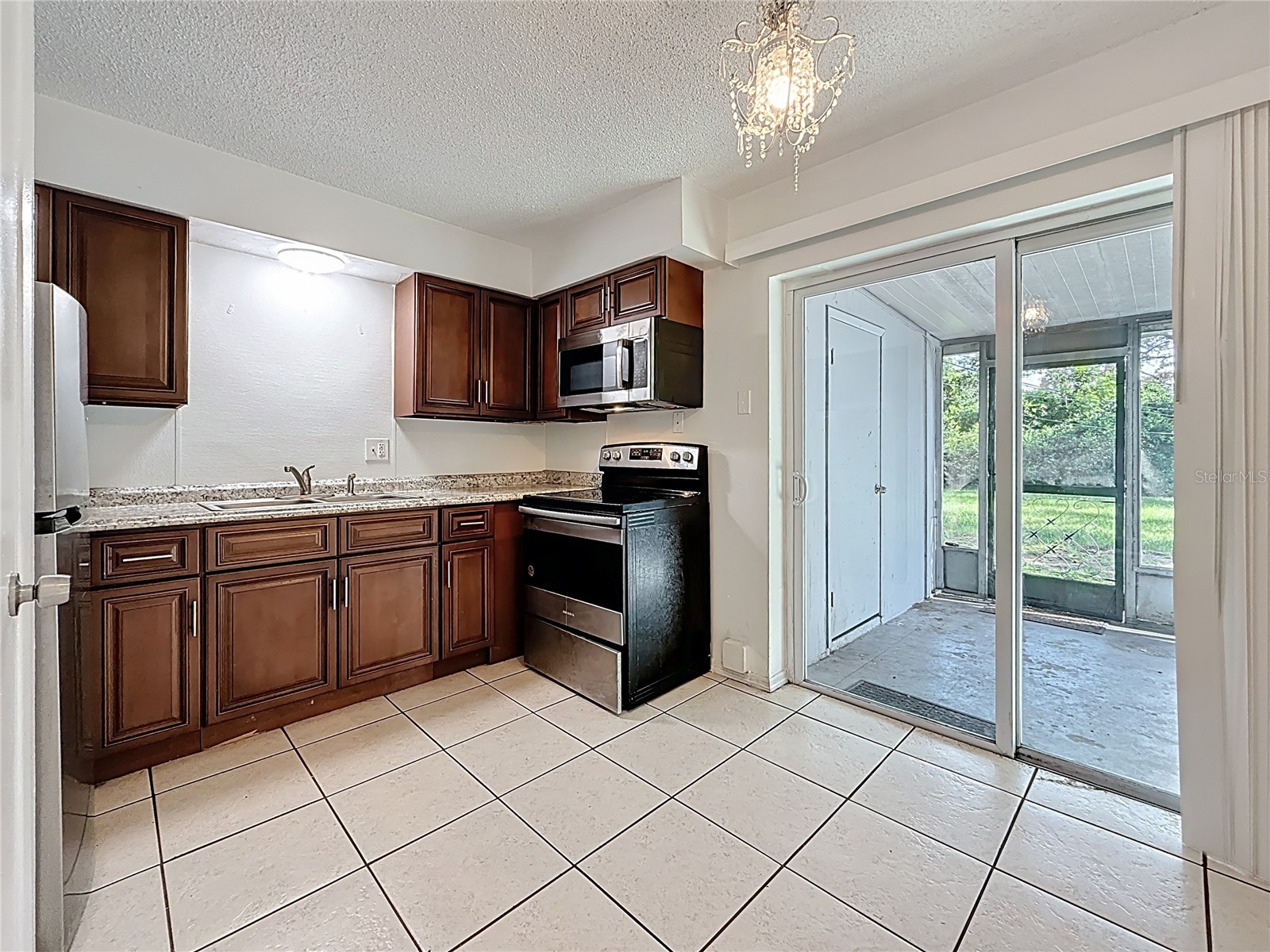 2319 18th Avenue SW Largo FL 33774 TB8486335 image3