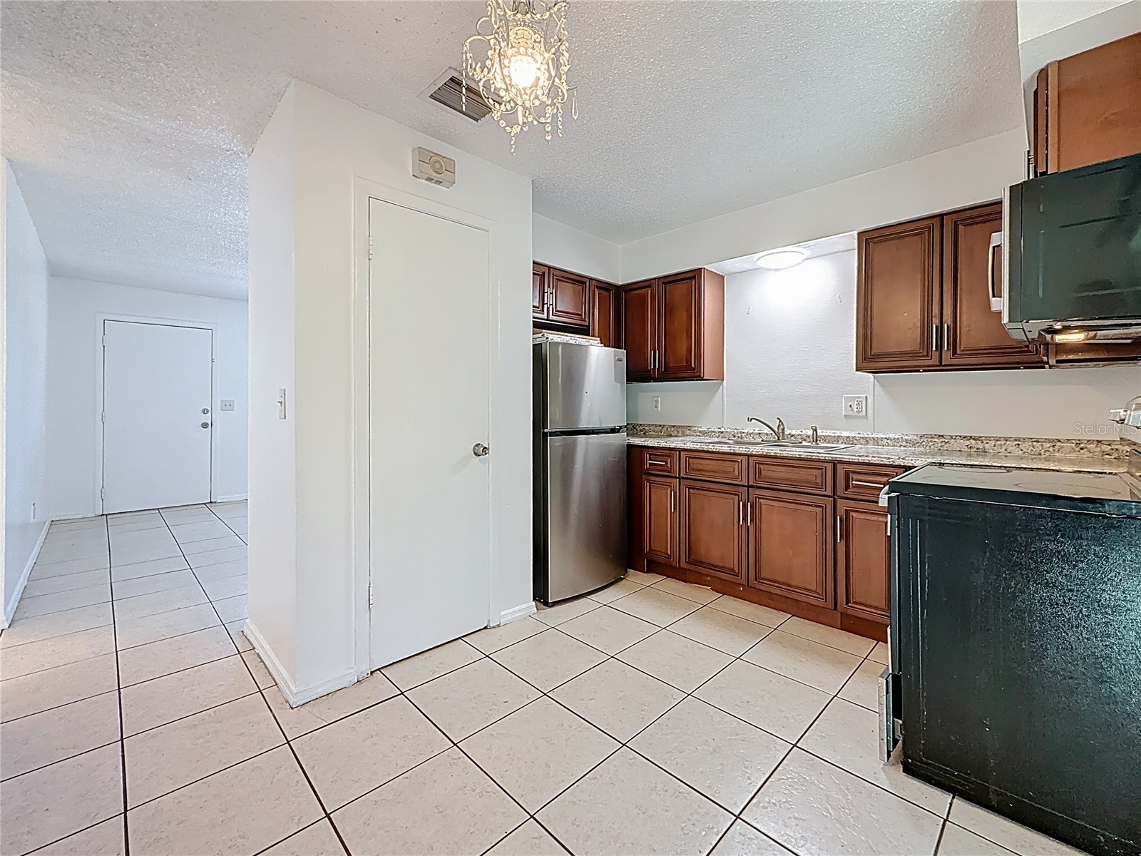 2319 18th Avenue SW Largo FL 33774 TB8486335 image4