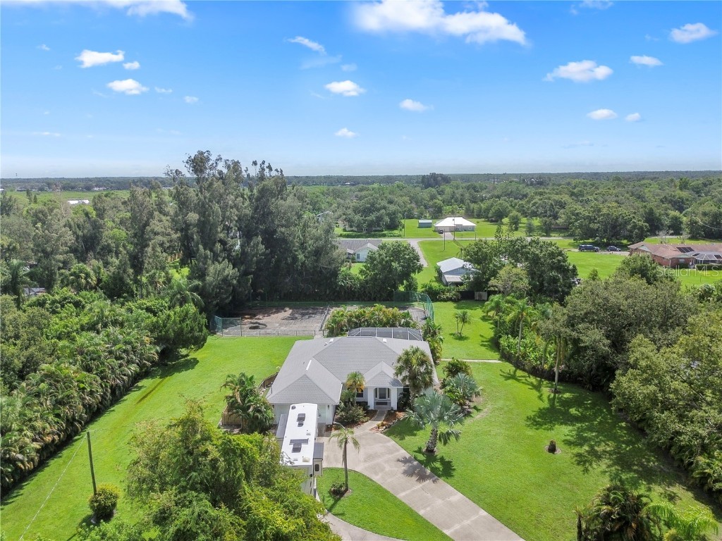 2319 45th Street E Bradenton FL 34208 A4663139 image1