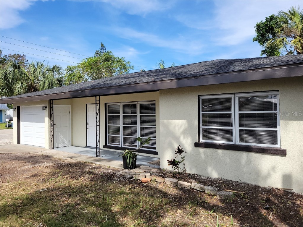 2319 55th Avenue W Bradenton FL 34207 A4627355 image1
