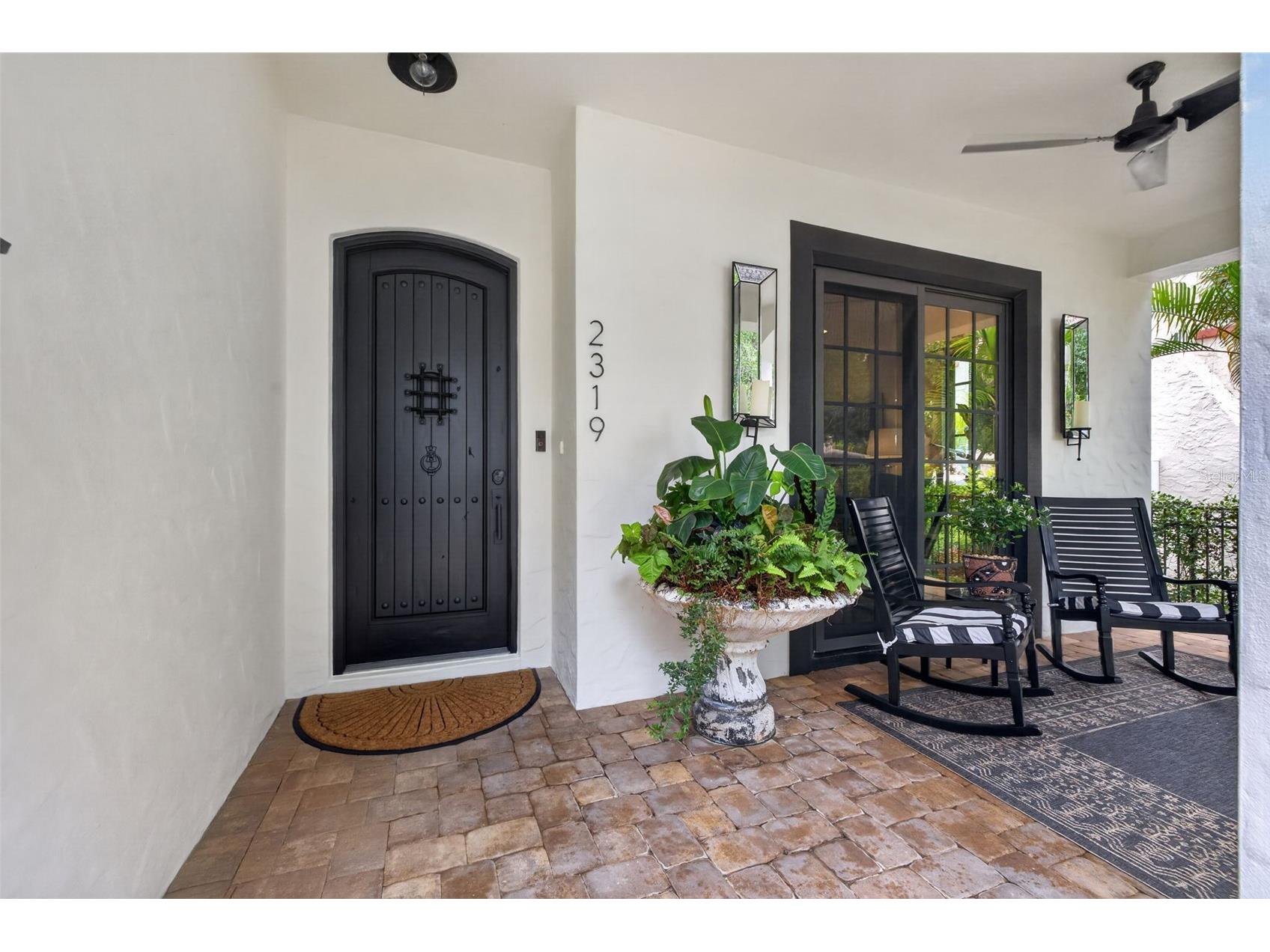2319 7th Street N Saint Petersburg FL 33704 TB8512712 image2