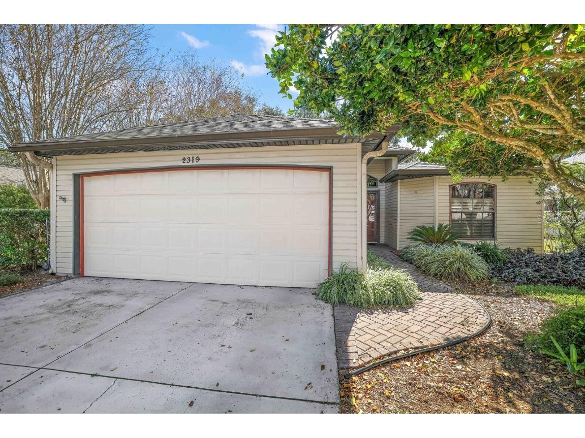 2319 Baywater Road Tavares FL 32778 G5063903 image1