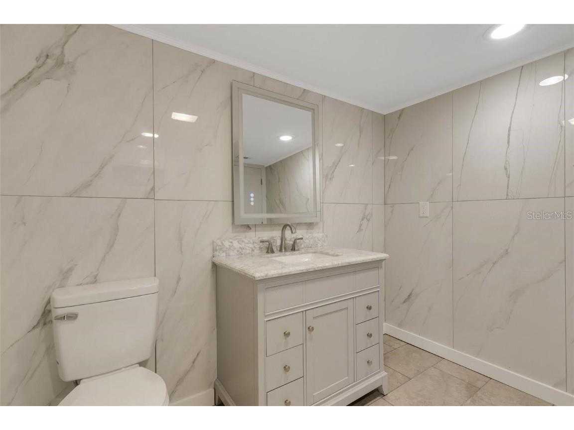 2319 Beneva Terrace #2284 Sarasota FL 34232 A4670174 image19