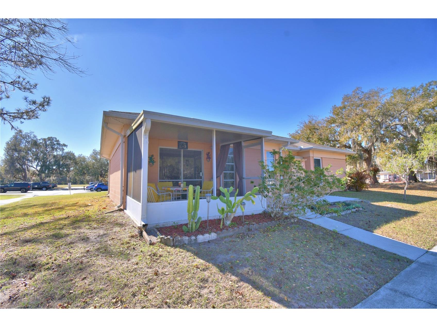 2319 Club Circle Lakeshore FL 33854 - LAKE WALK IN THE WATER P4937951 image27