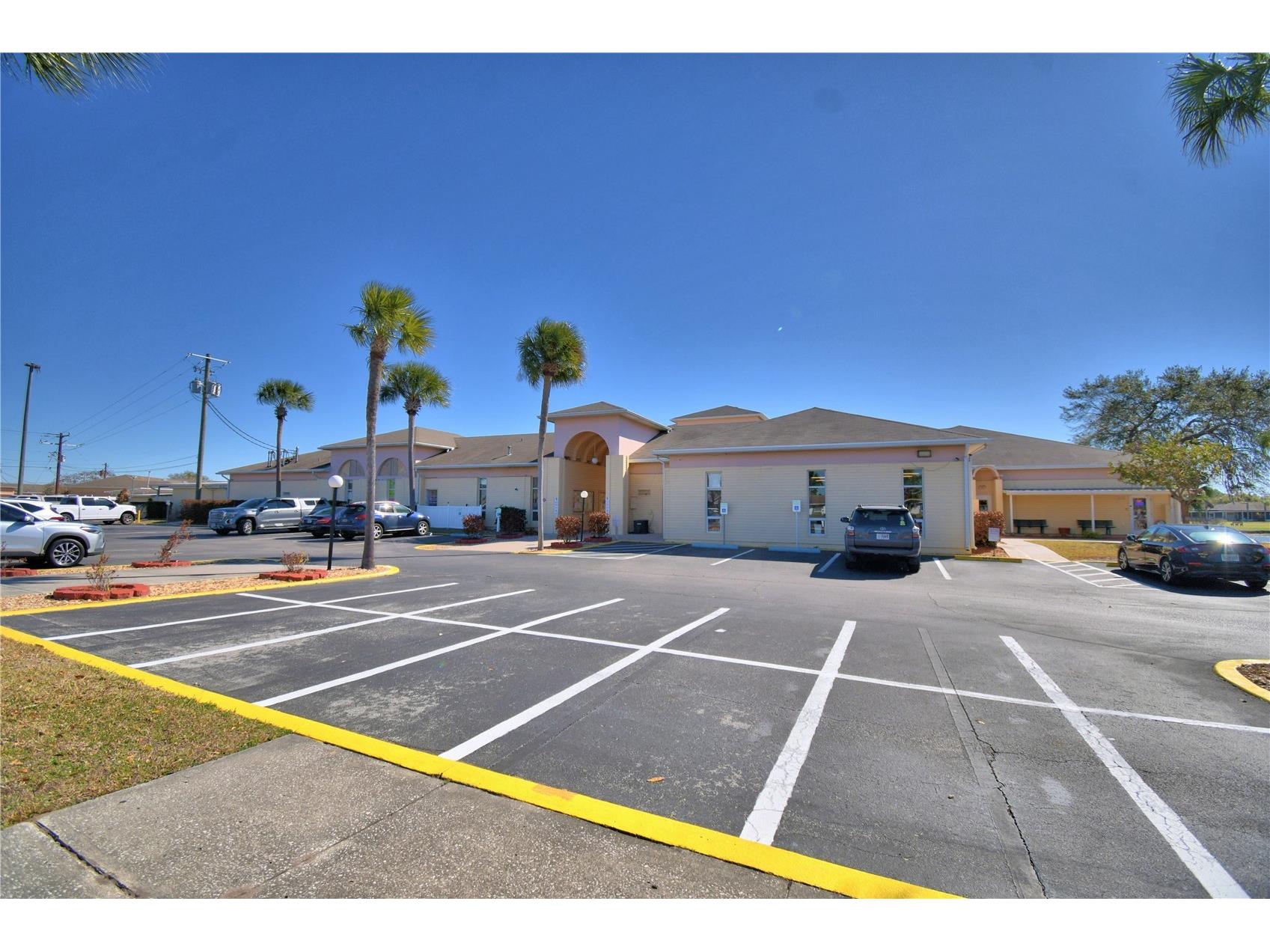 2319 Club Circle Lakeshore FL 33854 - LAKE WALK IN THE WATER P4937951 image31