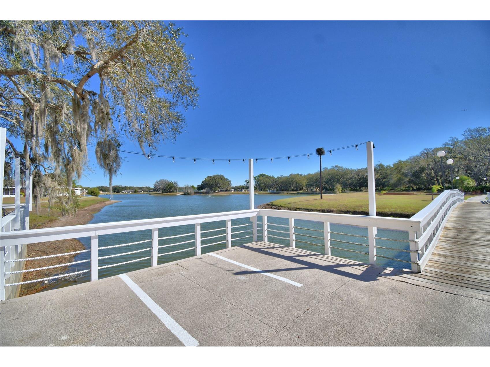 2319 Club Circle Lakeshore FL 33854 - LAKE WALK IN THE WATER P4937951 image37