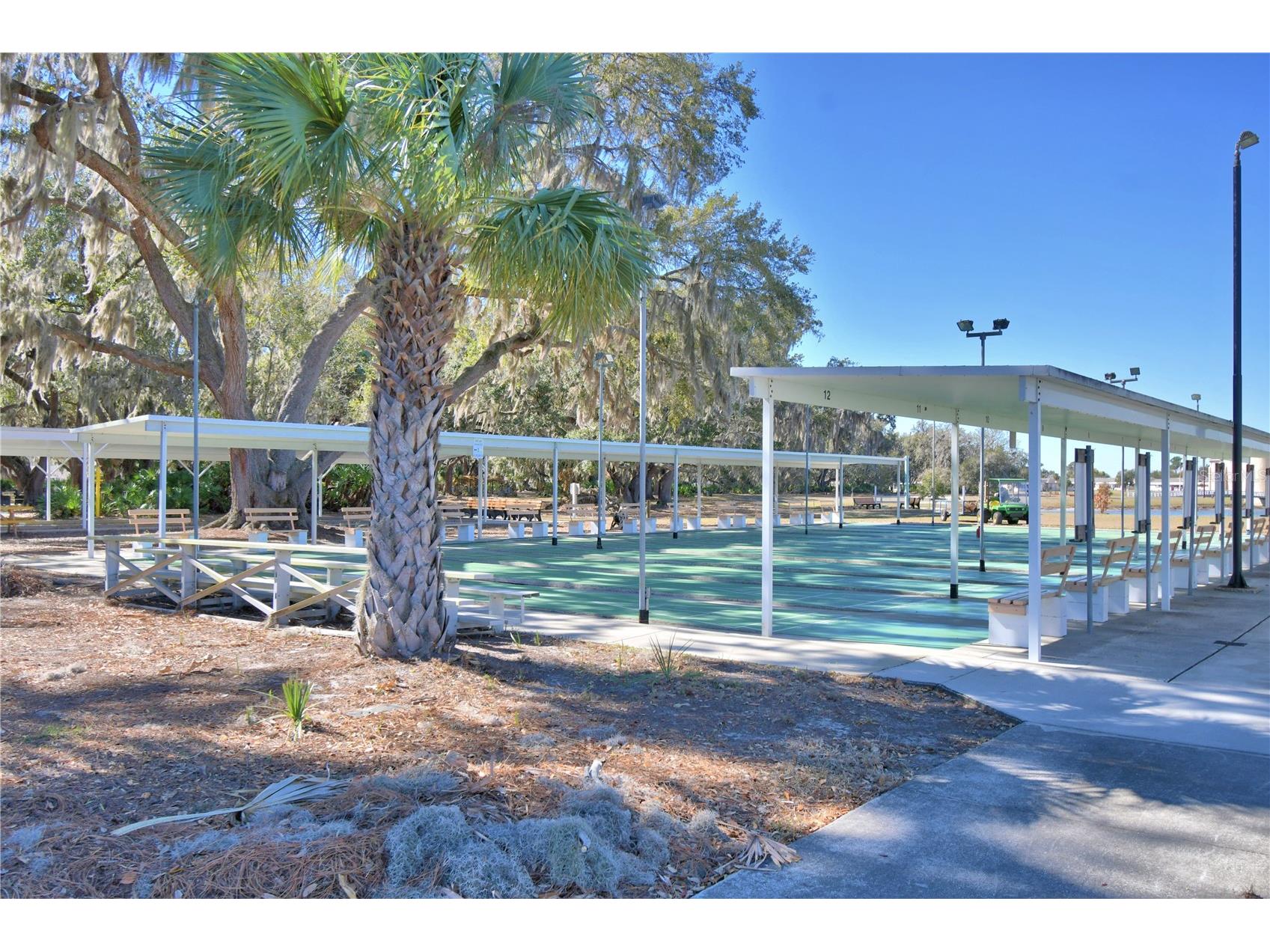 2319 Club Circle Lakeshore FL 33854 - LAKE WALK IN THE WATER P4937951 image42