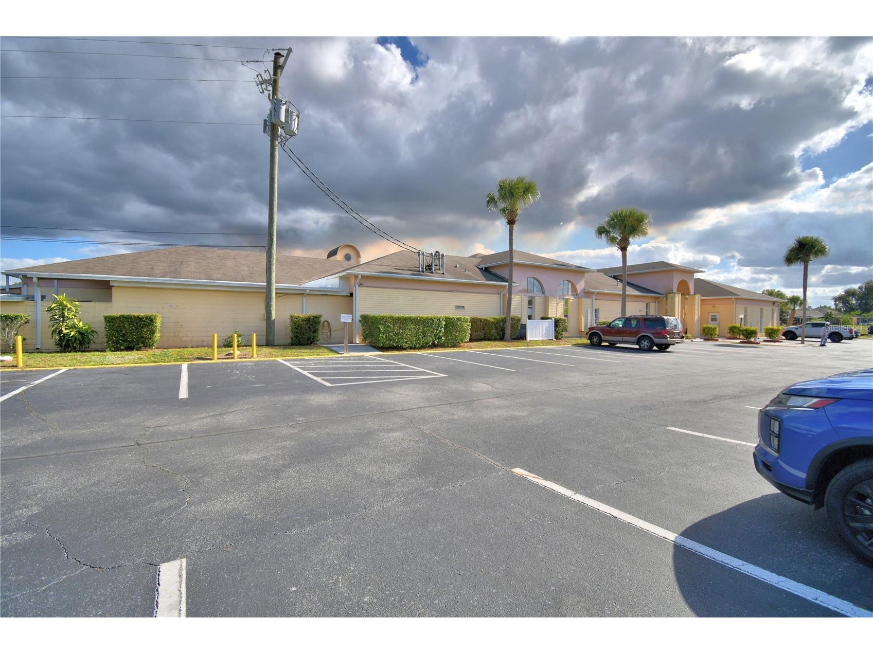 2319 Club Circle Lakeshore FL 33854 - LAKE WALK IN THE WATER P4937951 image48