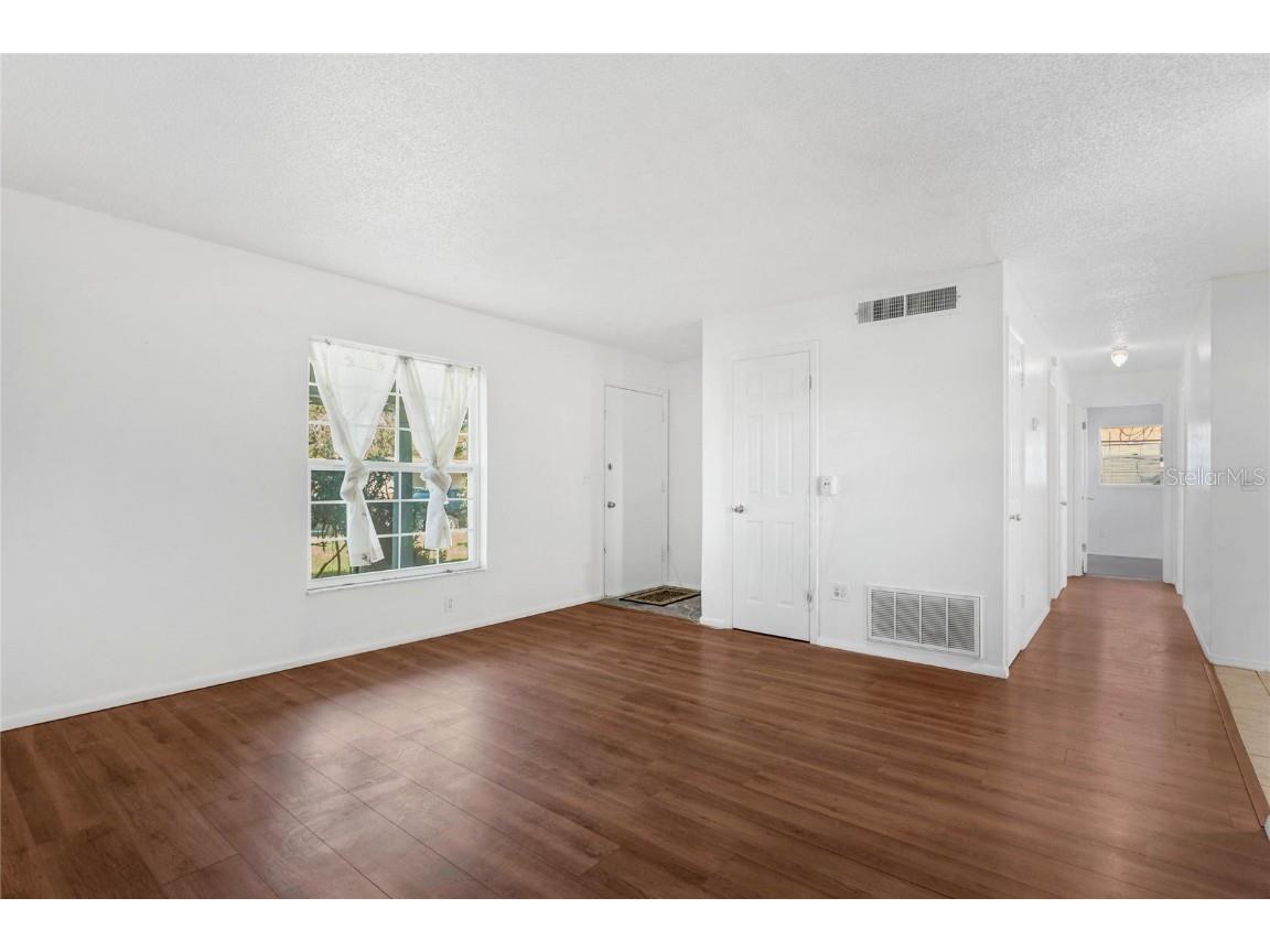 2319 Continental Boulevard Orlando FL 32808 O6358391 image10