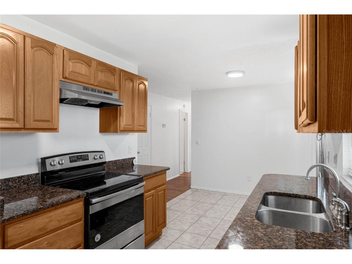 2319 Continental Boulevard Orlando FL 32808 O6358391 image8