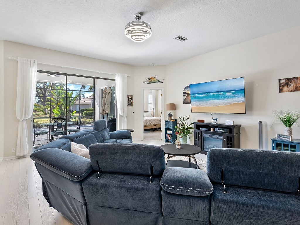 2319 Falcon Trace Lane Nokomis FL 34275 A4673063 image16