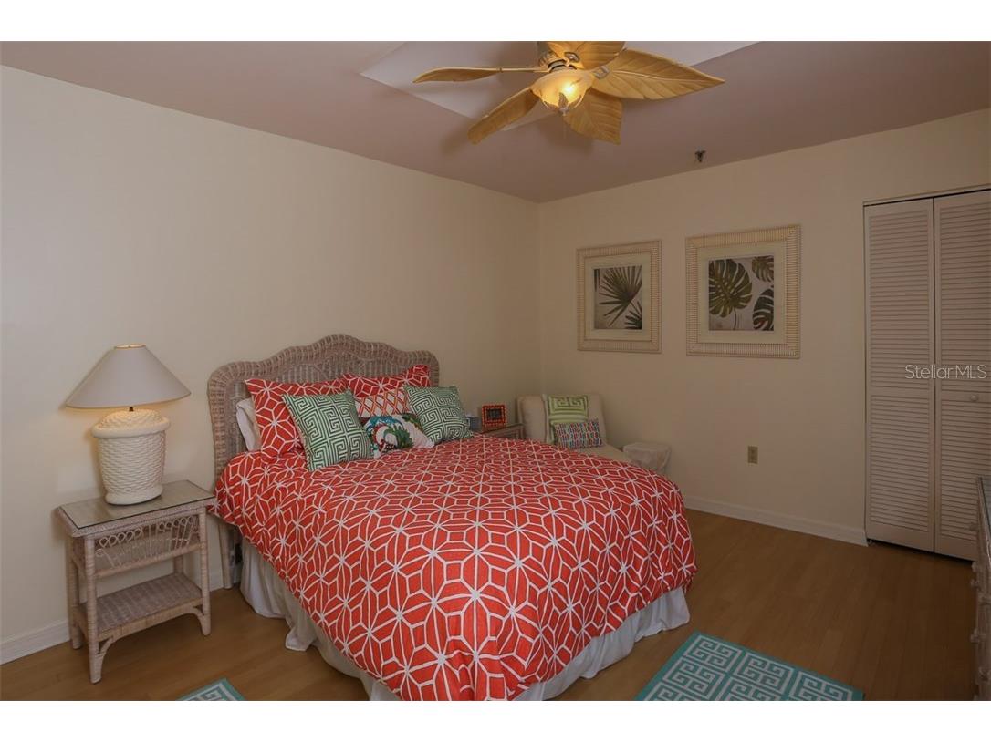 2319 Harbour Oaks Drive Longboat Key FL 34228 A4151865 image17