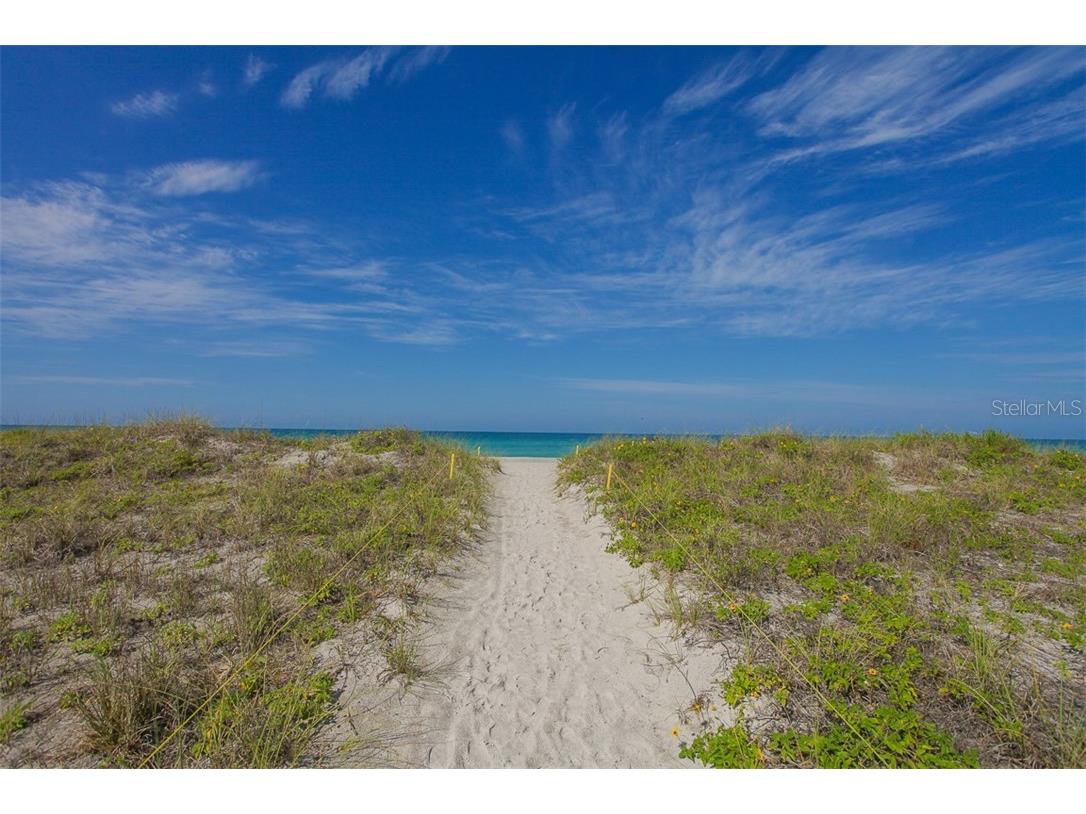 2319 Harbour Oaks Drive Longboat Key FL 34228 A4151865 image2