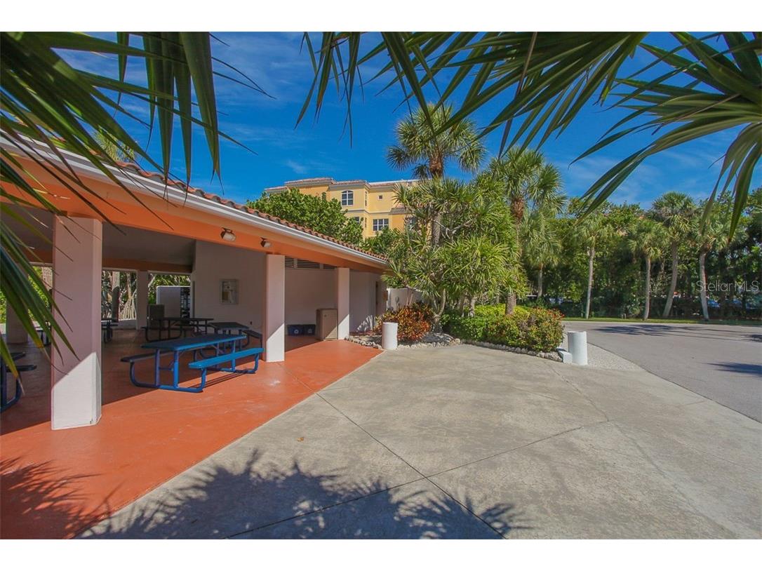 2319 Harbour Oaks Drive Longboat Key FL 34228 A4151865 image20